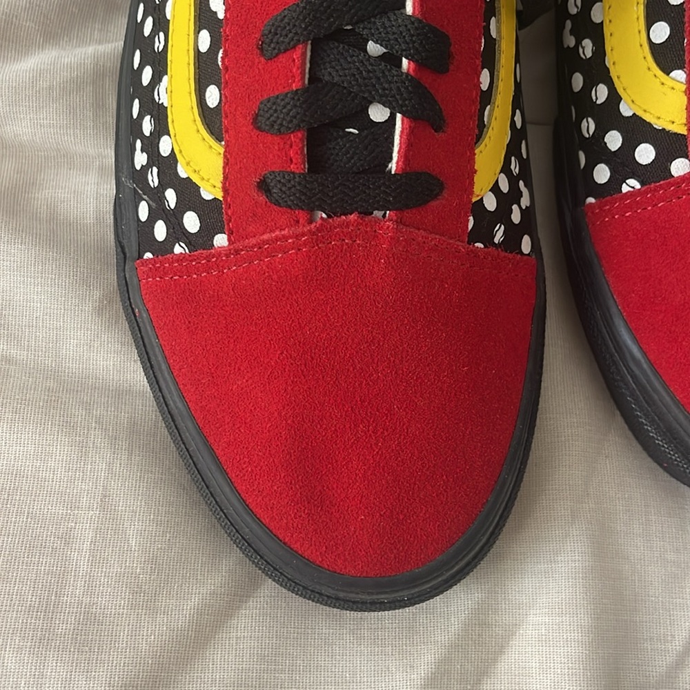 Vans Mens Disney Mickey Mouse Sneakers - Picture 5 of 12